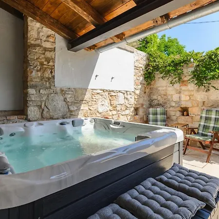 Casa Nini I - Jacuzzi * Poreč